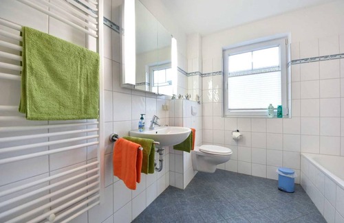 Heringsdorf Apartment | 69 m² Apartment ∙ 2 bedrooms ∙ 4 guests