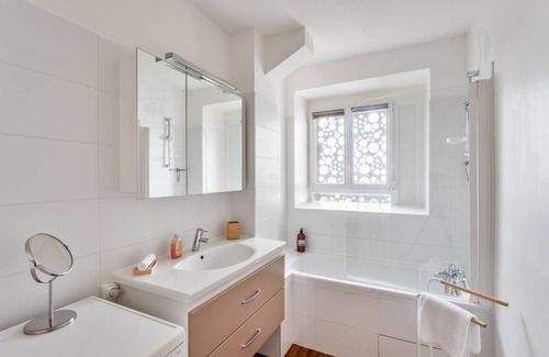 Boulevard des Poilus Apartment | 69 m² Apartment ∙ 2 bedrooms ∙ 3 guests