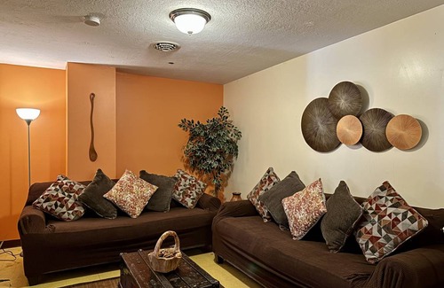 Downtown Pittsburgh Apartment | 69 m² Apartment ∙ 2 bedrooms ∙ 6 guests