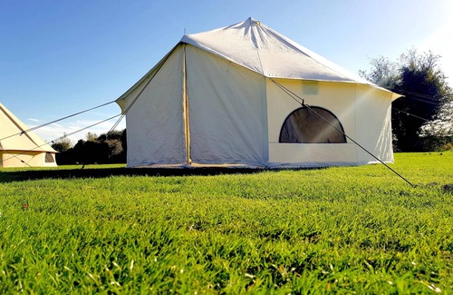 Saltburn-by-the-Sea Cabin | 6m xl Bell Tent With log Burner, Near Whitby