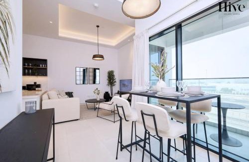 Jebel Ali Apartment | 7 By Aurora 302