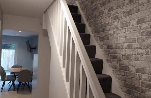 Galway City Centre House | 7 Eyre Square Lane