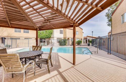 Fairway Gardens Townhouses House | 7 Mi to ASU Family Retreat with Pool Access