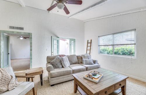 Fairway Gardens Townhouses House | 7 Mi to ASU Family Retreat with Pool Access