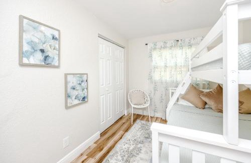 Largo House | 7 People 4 Beds - 8 mins to beach by car - 2 mins to downtown - MODERN