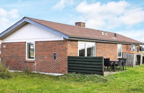 Lild Strand House | 7 person holiday home in Frøstrup
