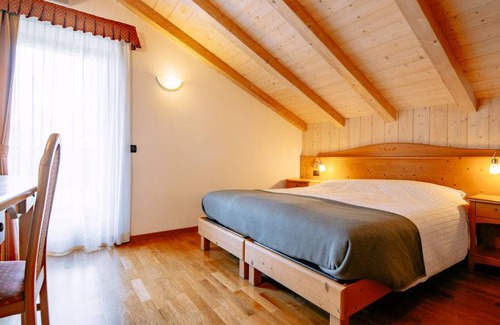 Ronzone Apartment | 70 m² Apartment ∙ 2 bedrooms ∙ 4 guests
