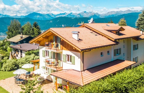 Ronzone Apartment | 70 m² Apartment ∙ 2 bedrooms ∙ 4 guests