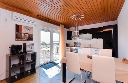 Povile Apartment | 70 m² Apartment ∙ 2 bedrooms ∙ 5 guests