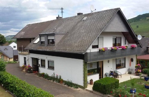 Schleich Apartment | 70 m² Apartment ∙ 2 bedrooms ∙ 5 guests