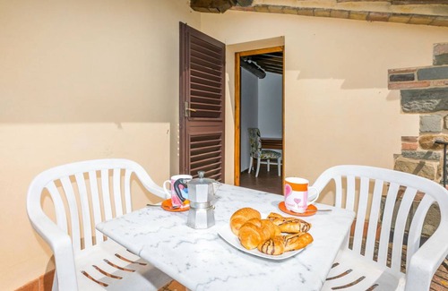 Scandicci Villa | 70 m² Villa ∙ 1 bedroom ∙ 4 guests