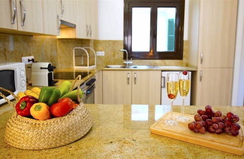 La Llotja-Born Apartment | 75 m² Apartment ∙ 3 bedrooms ∙ 6 guests