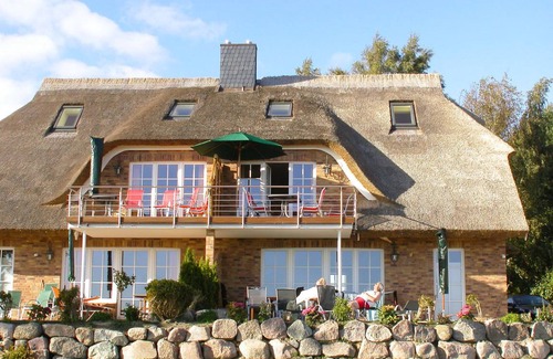 Gross Zicker Apartment | 75 m² Apartment ∙ 2 bedrooms ∙ 4 guests