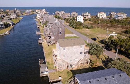 Avon House | 7557 - Turtles Pace by Resort Realty