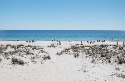 Gulf Shores Condo | 77 m² Condo ∙ 3 bedrooms ∙ 6 guests