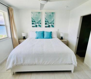 Seven Mile Beach Apartment | 7Mile Beachfront Apartment