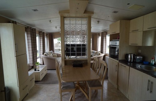 Hunstanton Cottage | 8 Berth Caravan at Manor Park Hunstanton Free Wifi