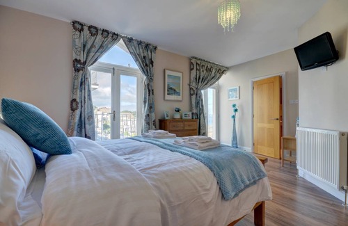 Hele Cottage | 8 Cove View