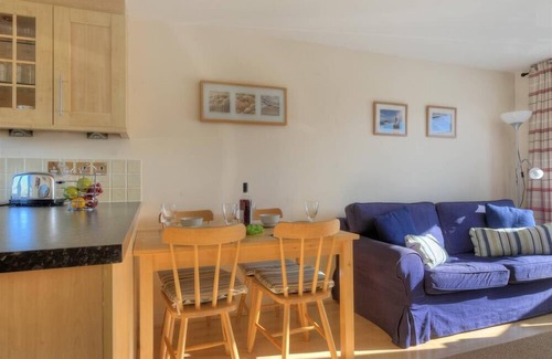 West Bay House | 8 Driftwood