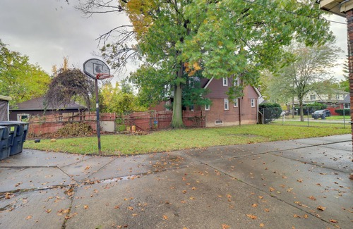 Detroit Cottage | 8 Mi to Ford Field: Detroit Getaway w/Fireplace!