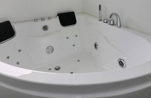 Haslevgarde House | 8 person holiday home in Hadsund