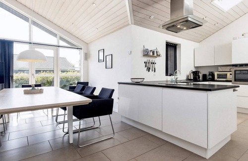 Hou House | 8 person holiday home in Hals-By Traum