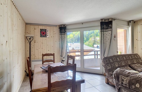 Saint-Jean-dʼAulps Apartment | 80 m² Apartment ∙ 4 bedrooms ∙ 9 guests
