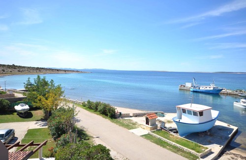 Kosljun Apartment | 80 m² Apartment ∙ 2 bedrooms ∙ 4 guests