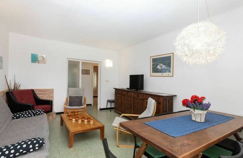 Llanca Apartment | 80 m² Apartment ∙ 3 bedrooms ∙ 7 guests