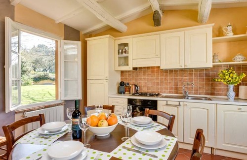 Pescia House | 80 m² Farmhouse ∙ 3 bedrooms ∙ 6 guests