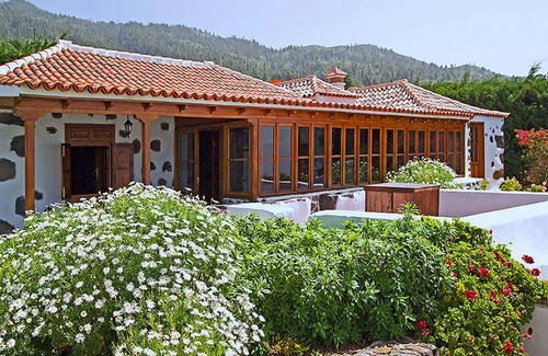 Arecida House | 80 m² House ∙ 2 bedrooms ∙ 6 guests