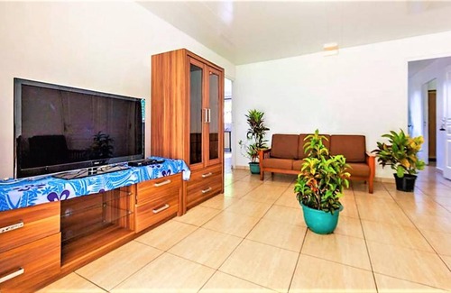 Taiohae House | 800 m² House ∙ 3 bedrooms ∙ 6 guests