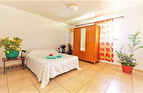 Taiohae House | 800 m² House ∙ 3 bedrooms ∙ 6 guests