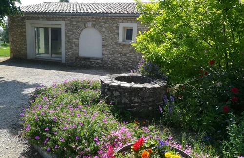 Cleon-d'Andran House | 81 m² Gîte ∙ 2 bedrooms ∙ 4 guests