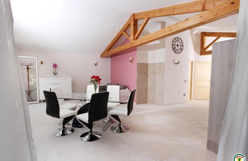 Cleon-d'Andran House | 81 m² Gîte ∙ 2 bedrooms ∙ 4 guests