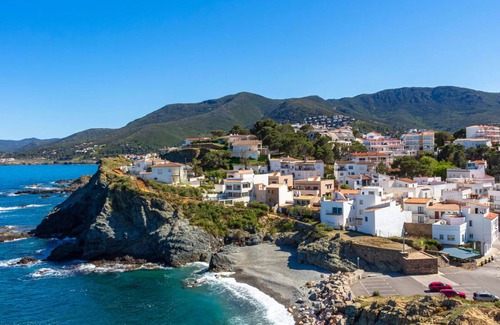 Llanca Apartment | 85 m² Apartment ∙ 3 bedrooms ∙ 6 guests