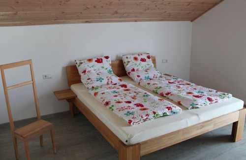Biederbach Apartment | 85 m² Apartment ∙ 2 bedrooms ∙ 6 guests