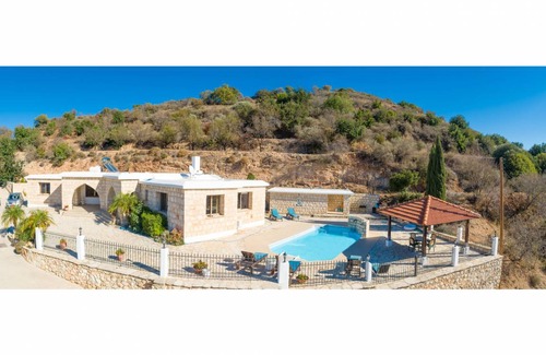 Peristerona Villa | 85 m² Villa ∙ 3 bedrooms ∙ 6 guests