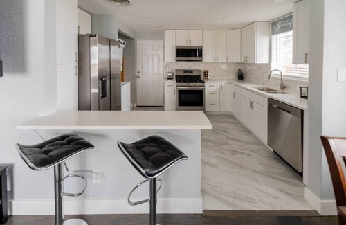 Scenic Heights Apartment | 8673 W 63rd Pl · Golfers Dream! Sweet NW location.