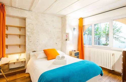 Richebourg - Saint-Clement Apartment | 89 m² Apartment ∙ 3 bedrooms ∙ 5 guests