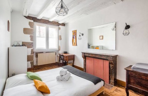 Richebourg - Saint-Clement Apartment | 89 m² Apartment ∙ 3 bedrooms ∙ 5 guests