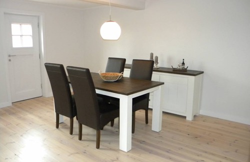 Nieblum Apartment | 90 m² Apartment ∙ 2 bedrooms ∙ 4 guests