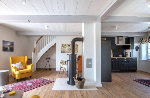 Oldsum Apartment | 90 m² Apartment ∙ 2 bedrooms ∙ 4 guests