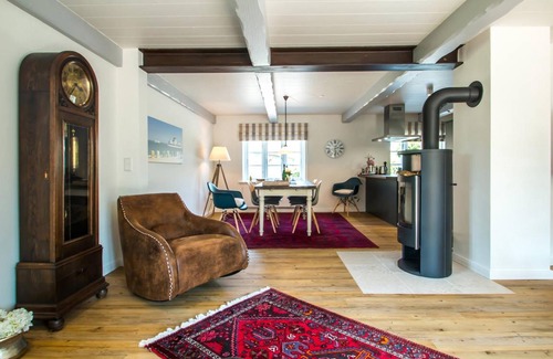 Oldsum Apartment | 90 m² Apartment ∙ 2 bedrooms ∙ 5 guests