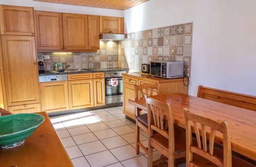 Champery Apartment | 90 m² Apartment ∙ 2 bedrooms ∙ 7 guests