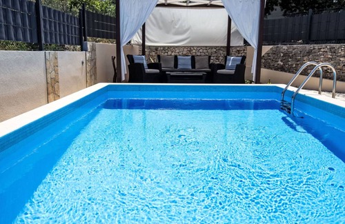 Razanj Apartment | 90 m² Apartment ∙ 3 bedrooms ∙ 6 guests