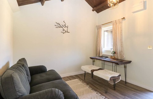 Aldermaston Wharf Cottage | 90 m² Cottage ∙ 1 bedroom ∙ 2 guests