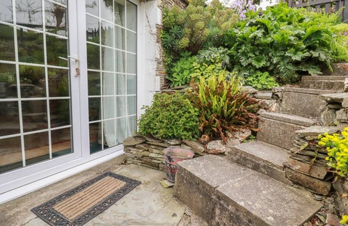 Tintagel Cottage | 90 m² Cottage ∙ 1 bedroom ∙ 2 guests