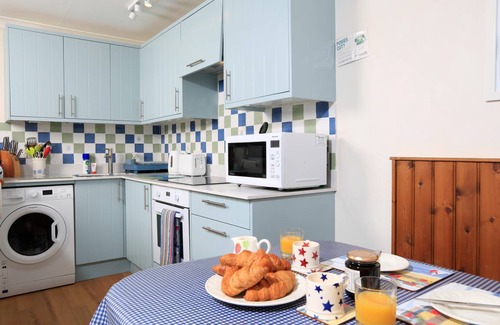Salcombe Cottage | 90 m² Cottage ∙ 1 bedroom ∙ 2 guests