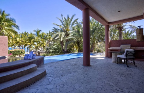 Ensenada Los Muertos Villa | 91 m² Villa ∙ 2 bedrooms ∙ 5 guests